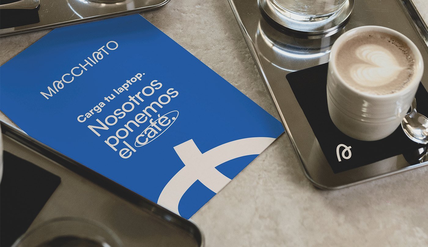Pieza de mesa Carga tu laptop, nosotros ponemos el café