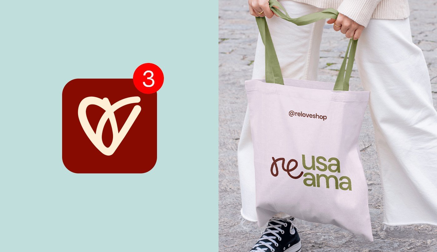 Ícono de la app y tote bag con la frase reusa reama